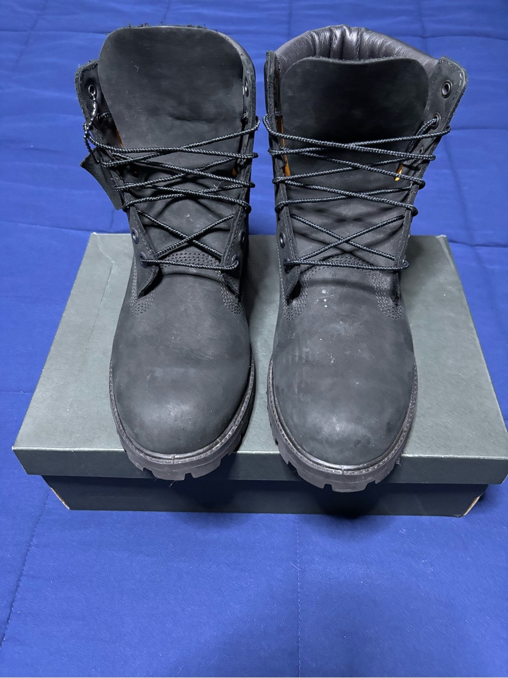 Men’s Black Timberland Premium 6-Inch Boots
Size 10